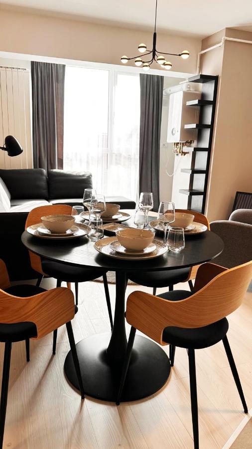 Cubrio Apartments Venetia Iasi Buitenkant foto