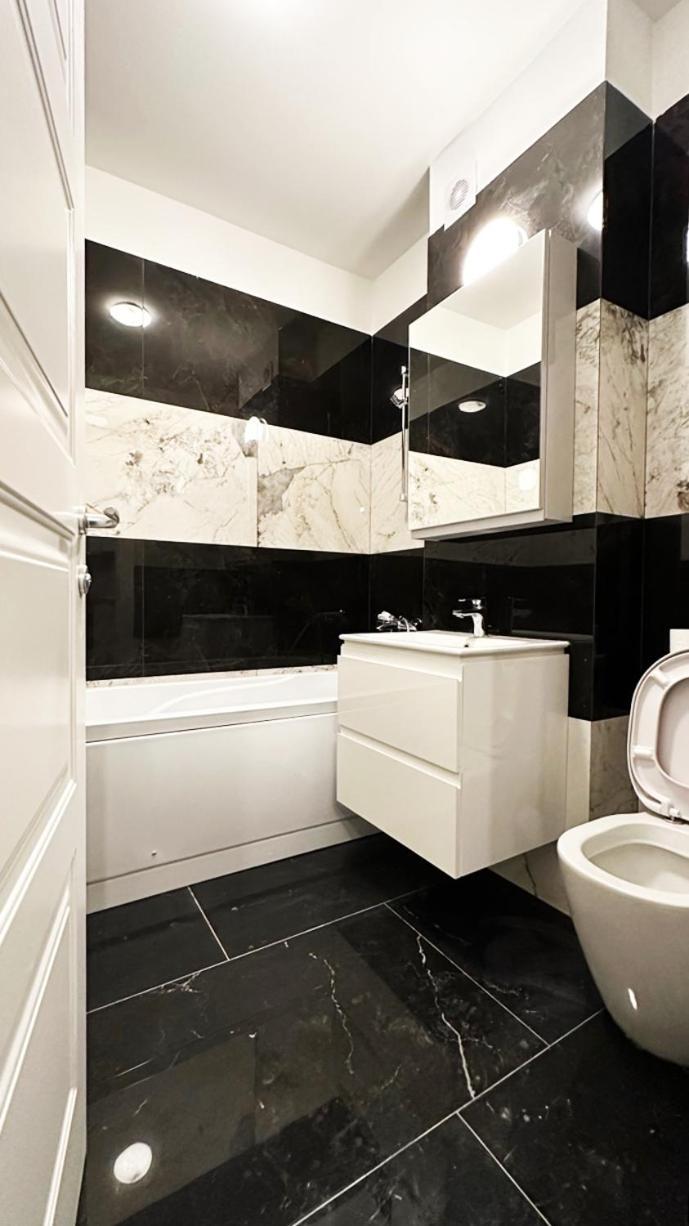 Cubrio Apartments Venetia Iasi Kamer foto